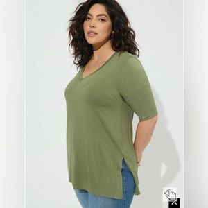 Torrid Favorite Tunic Super Soft V-Neck Side Slit Tee